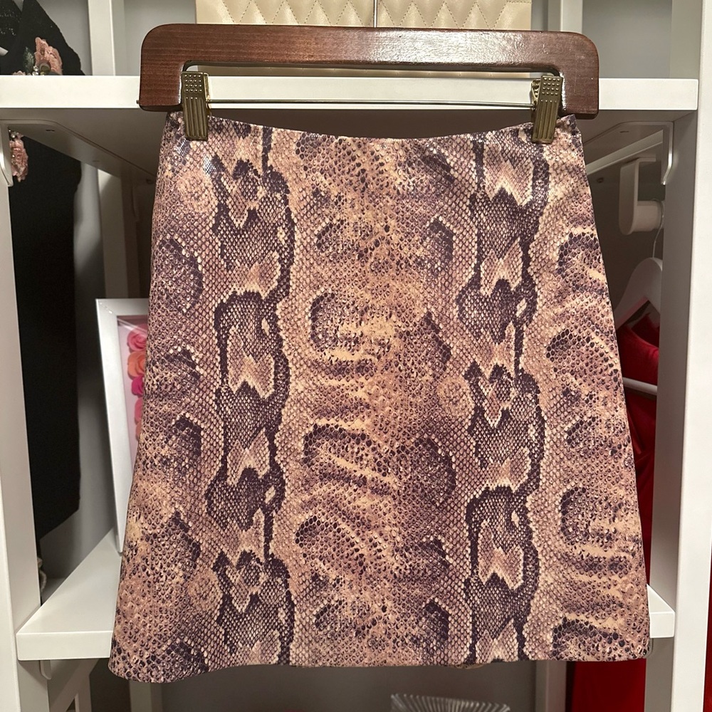 Cachè Snakeskin Mini Skirt